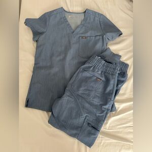 Figs Scrubs Caterina Top and jogger Pants in Denim